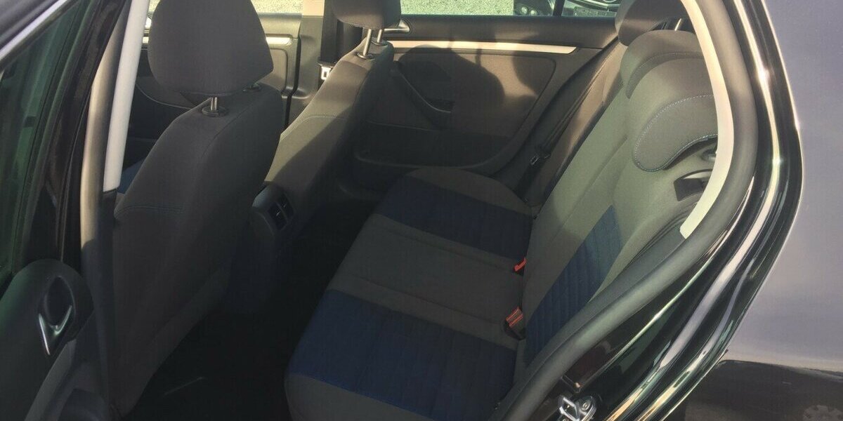 VW Golf Tour Edition,el.SD..Klima,Sitzheiz.,Tüv Neu! 200.000 km 3.200 &euro; Himmelkron 95502