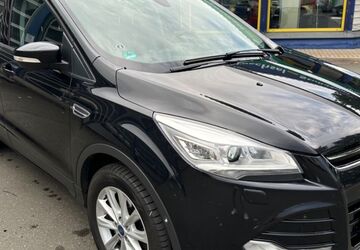 Ford Kuga 193.000 km 10.990 &euro; Bayreuth 95448