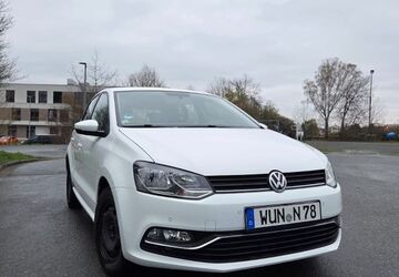 VW Polo 98.000 km 6.900 &euro; Weißenstadt 95163