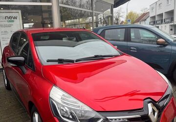 Renault Clio 78.000 km 8.800 &euro; Bayreuth 95448