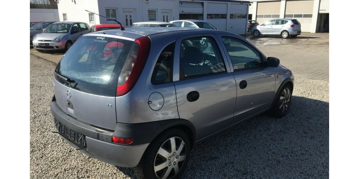 Opel Corsa 172.000 km 990 &euro; Himmelkron 95502