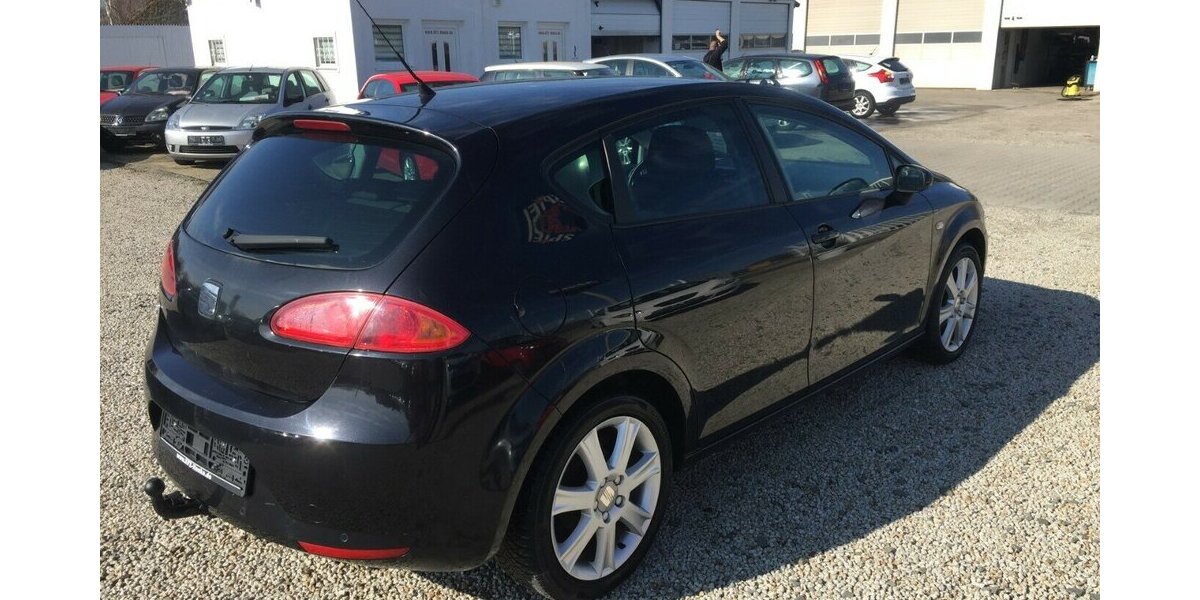 Seat Leon Style,Sitzheiz,Klima,Temp.usw. ! 198.000 km 3.400 &euro; Himmelkron 95502