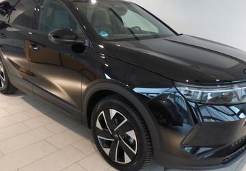 Opel Grandland (X) 5.600 km 29.997 &euro; Ahorntal 95491