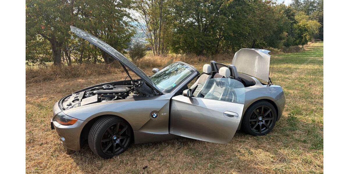 BMW Z4 84.000 km 11.400 &euro; Ebnath 95683