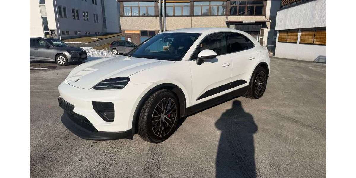 Porsche Macan 13.970 km 81.290 &euro; Pegnitz 91257