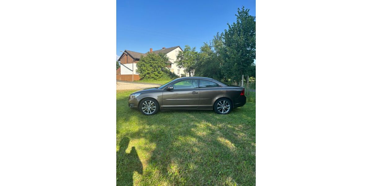 Volvo C70 58.800 km 19.999 &euro; Bayreuth 95445