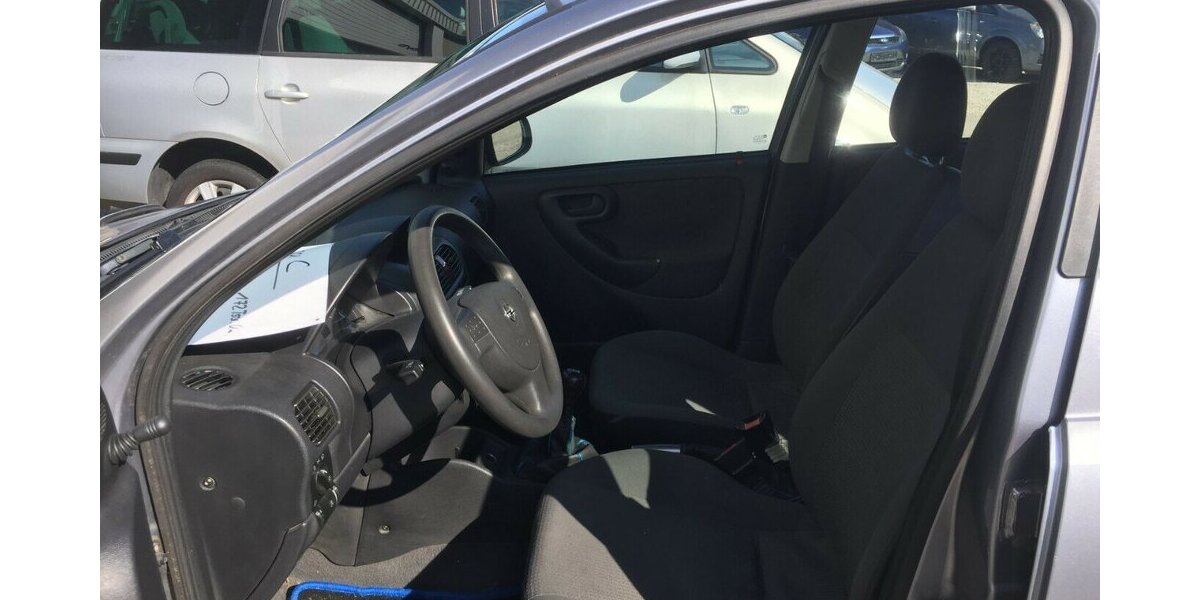 Opel Corsa 172.000 km 990 &euro; Himmelkron 95502