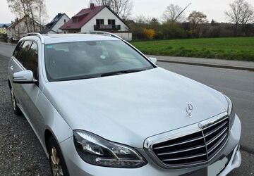 Mercedes-Benz E 220 167.300 km 13.000 &euro; Bayreuth 95447