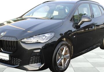 BMW 223 Active Tourer 25.096 km 39.990 &euro; Hollfeld 96142