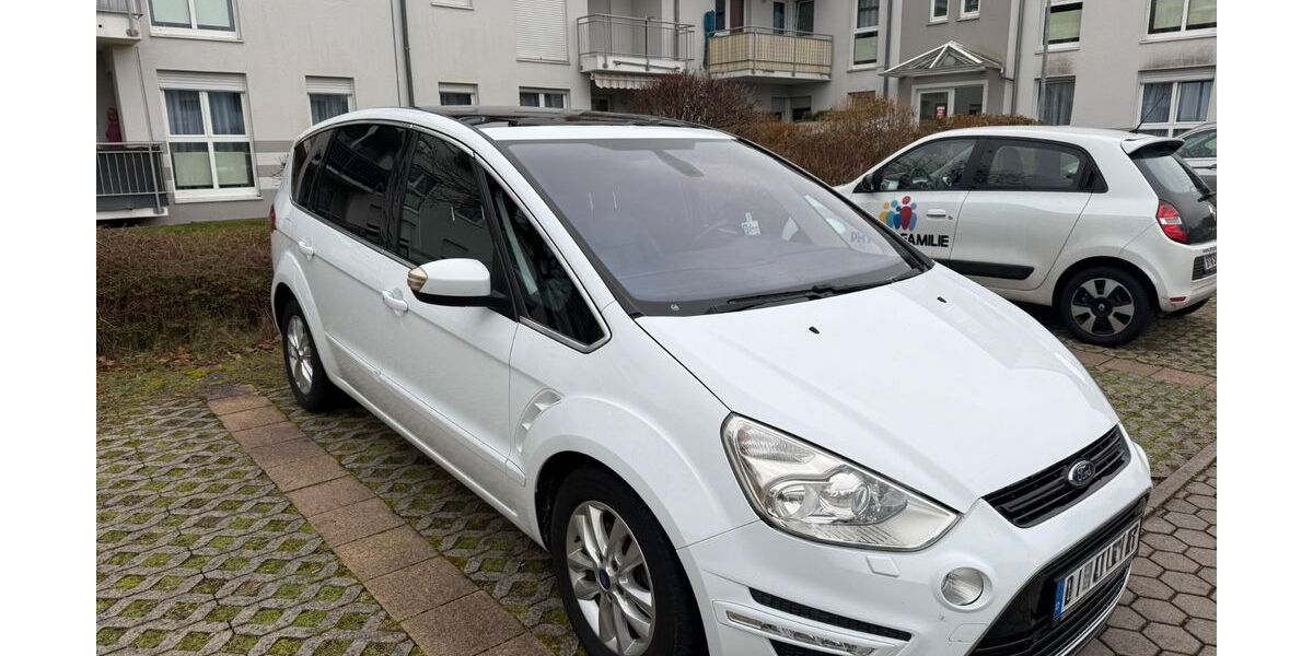 Ford S-Max 208.000 km 6.300 &euro; Bayreuth 95447