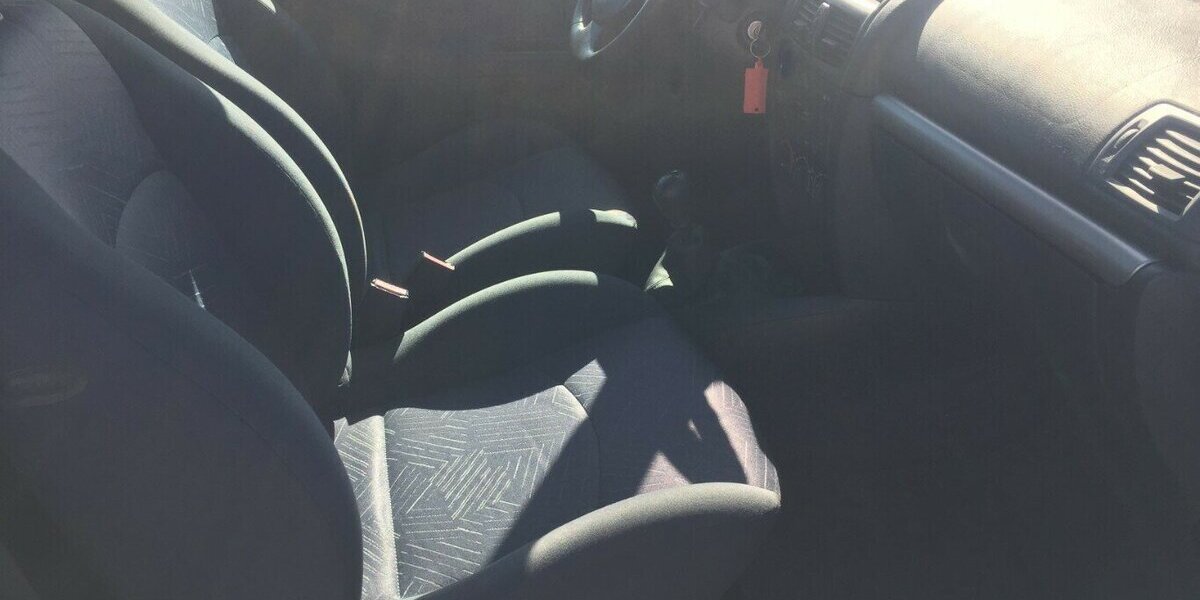 Renault Clio 1.2 16V RT,Klima Alu.,Tüv Neu! 200.000 km 2.000 &euro; Himmelkron 95502