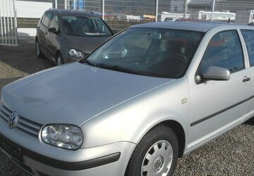 VW Golf IV Lim. ,Tüv Neu! 223.000 km 1.950 &euro; Himmelkron 95502