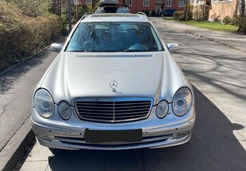 Mercedes-Benz E 320 421.000 km 2.500 &euro; Bayreuth 95448