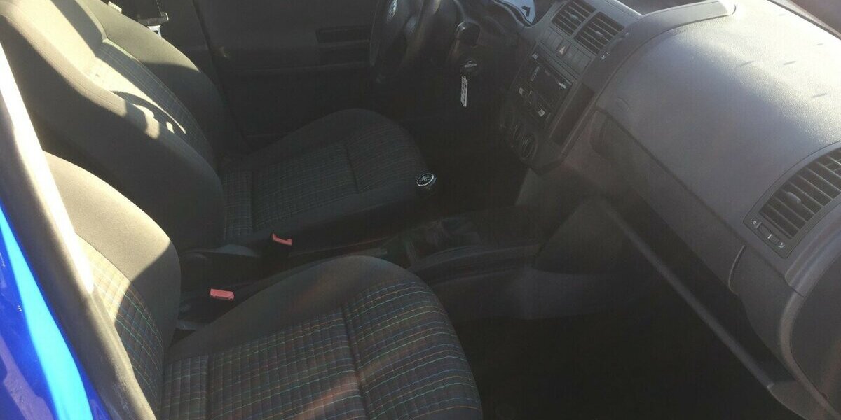 VW Polo Trendline,4 Türig,Tüv Neu! 175.000 km 3.600 &euro; Himmelkron 95502