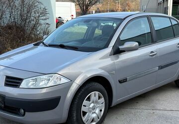 Renault Megane 93.000 km 1.790 &euro; Tröstau 95709