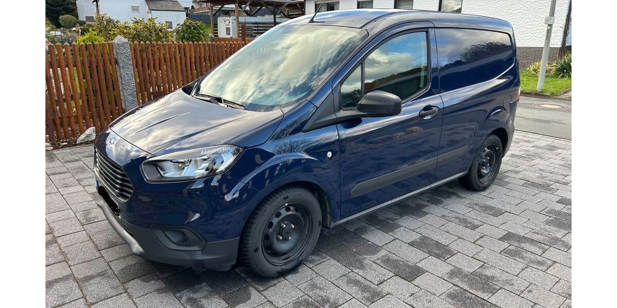Ford Transit Courier 43.000 km 9.500 &euro; Marktleugast 95352