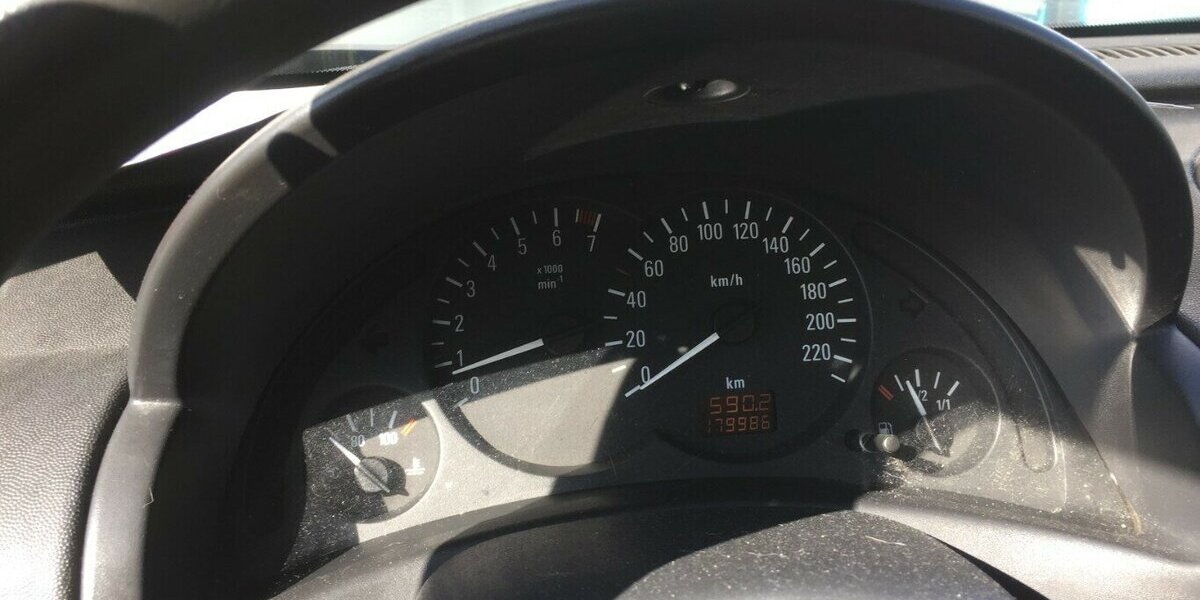 Opel Corsa 172.000 km 990 &euro; Himmelkron 95502