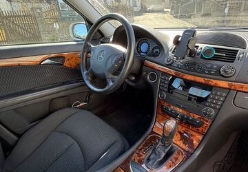 Mercedes-Benz E 200 146.000 km 5.000 &euro; Bayreuth 95448