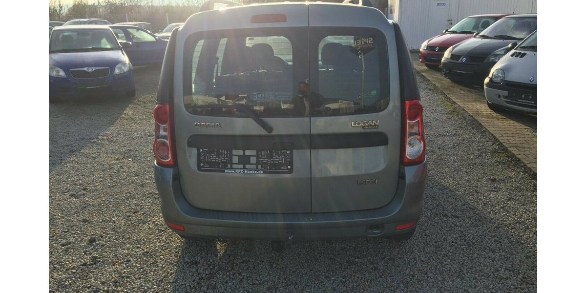Dacia Logan MCV,Laureate 1.5 dCi,el.Fh,AHK,Tüv Neu! 174.000 km 4.200 &euro; Himmelkron 95502