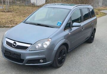 Opel Zafira 250.000 km 2.000 &euro; Bad Berneck 95460