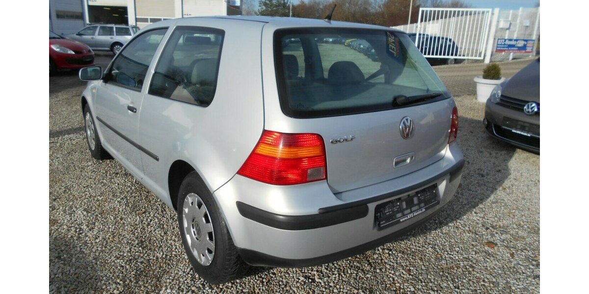 VW Golf IV Lim. ,Tüv Neu! 223.000 km 1.950 &euro; Himmelkron 95502