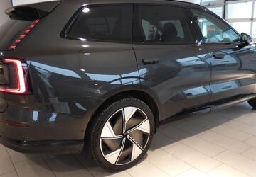 Volvo EX90 3.000 km 92.999 &euro; Ahorntal 95491