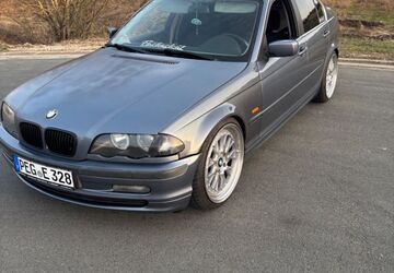 BMW 328 214.000 km 3.800 &euro; Pegnitz 91257