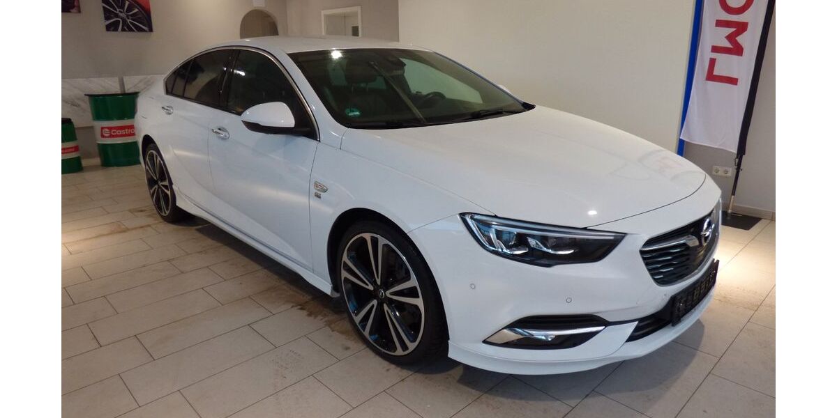 Opel Insignia 99.999 km 18.490 &euro; Ahorntal 95491