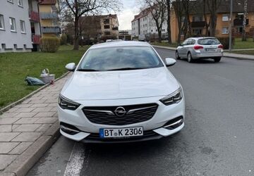 Opel Insignia 90.000 km 17.150 &euro; Bayreuth 95445