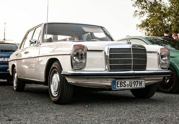 Mercedes-Benz 200 58.000 km 18.500 &euro; Bindlach 95463