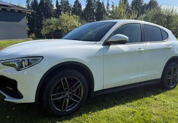 Alfa Romeo Stelvio 103.000 km 18.500 &euro; Pegnitz 91257