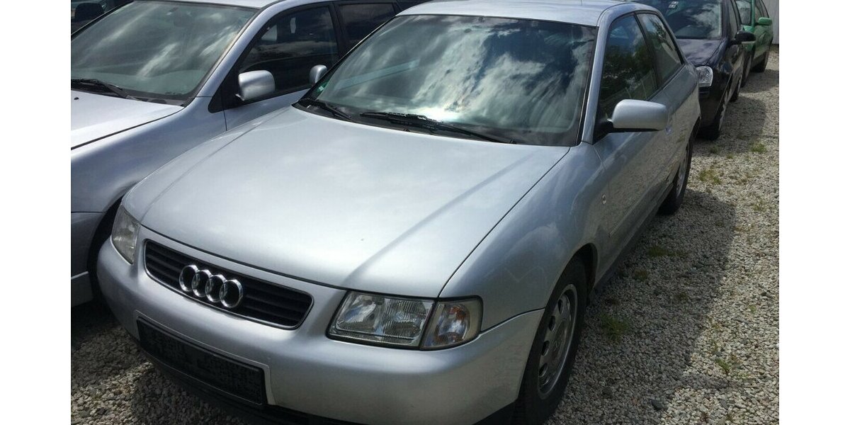 Audi A3 1.6 Ambiente! 332.000 km 650 &euro; Himmelkron 95502