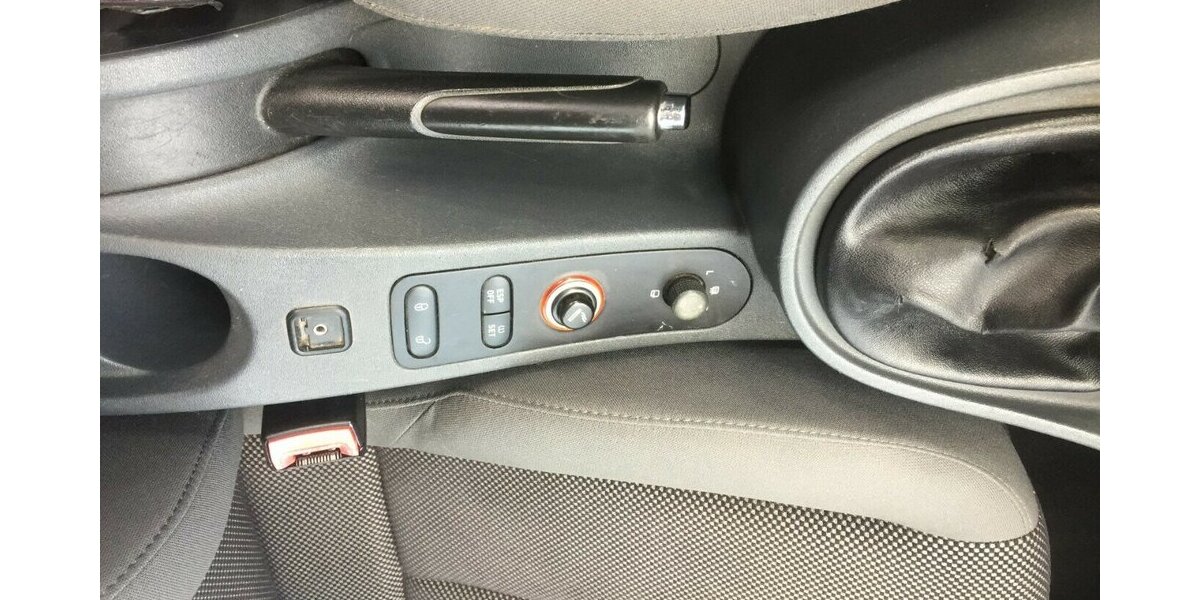 Seat Leon Style,Sitzheiz,Klima,Temp.usw. ! 198.000 km 3.400 &euro; Himmelkron 95502