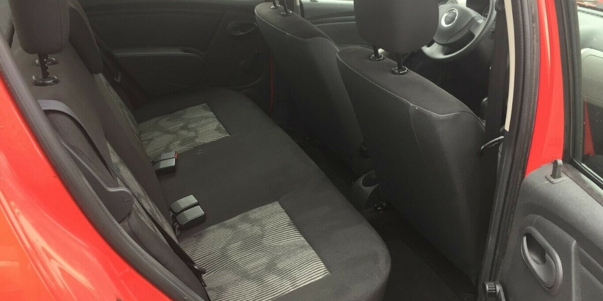 Dacia Sandero Ambiance 135.000 km 3.900 &euro; Himmelkron 95502