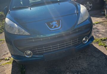 Peugeot 207 157.009 km 800 &euro; Auerbach 91275