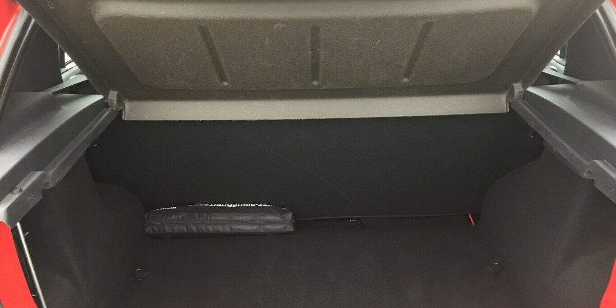 Dacia Sandero Ambiance 135.000 km 3.900 &euro; Himmelkron 95502