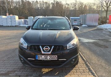 Nissan Qashqai 230.000 km 5.590 &euro; Weidenberg 95466