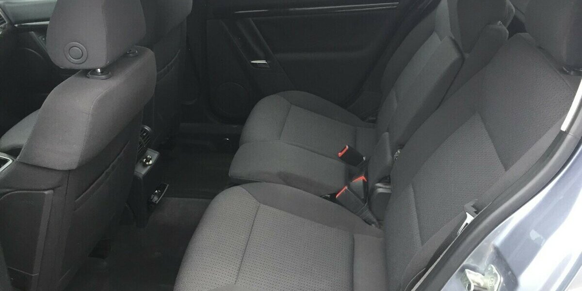 Opel Signum Elegance,KLima,AHK.Temp.ESP,Tüv 07/27! 260.000 km 2.999 &euro; Himmelkron 95502