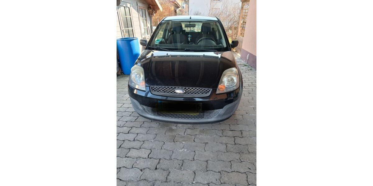 Ford Fiesta 125.500 km 800 &euro; Goldkronach 95497