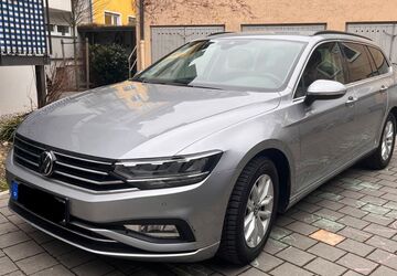 VW Passat Variant 89.000 km 18.600 &euro; Schnabelwaid 91289