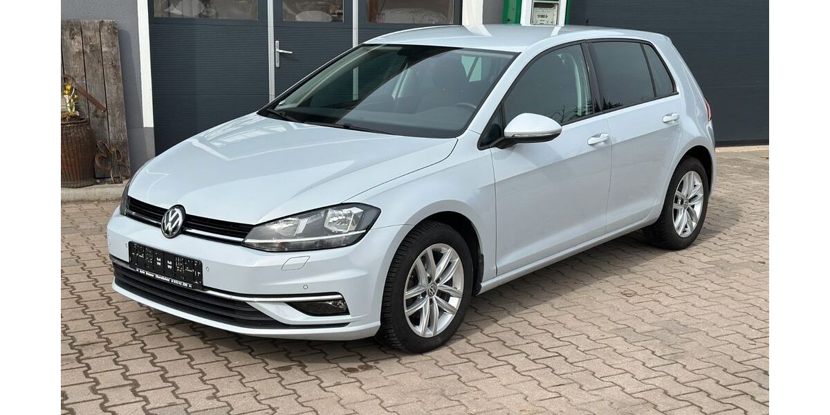 VW Golf 82.500 km 14.990 &euro; Ahorntal 95491