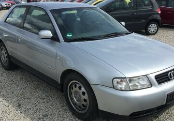 Audi A3 1.6 Ambiente! 332.000 km 650 &euro; Himmelkron 95502