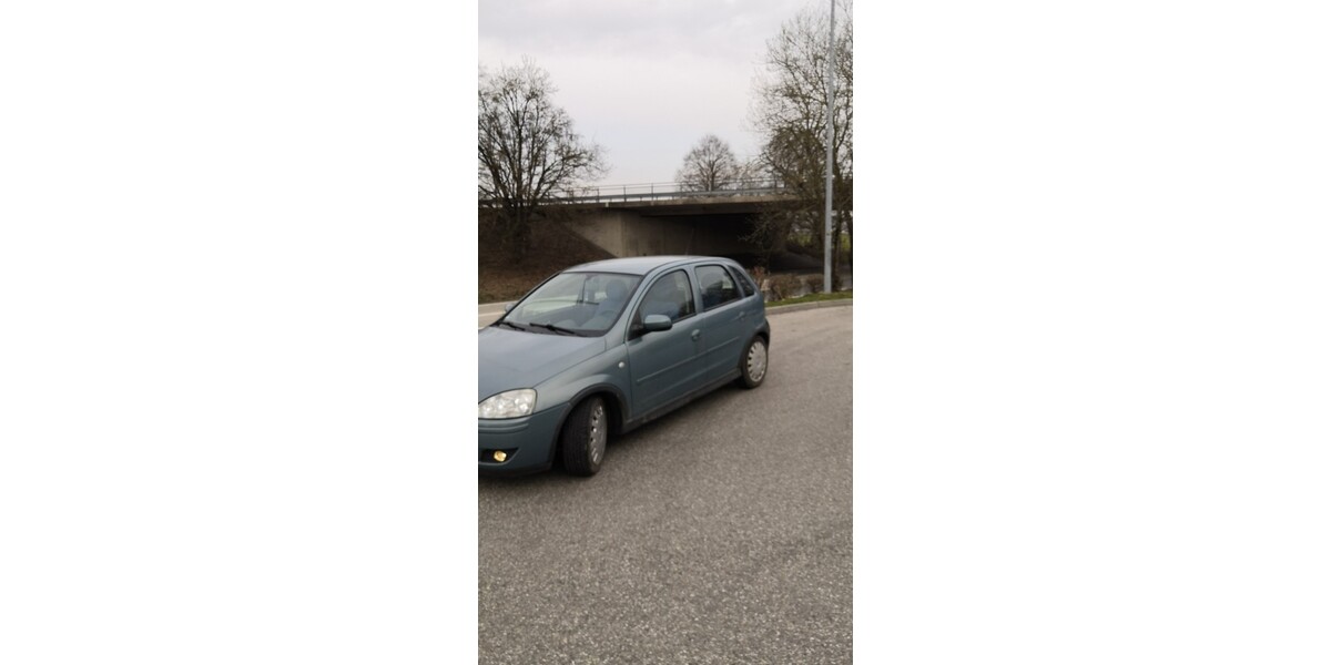 Opel Corsa C 147.000 km 1.100 &euro; Haag 95473
