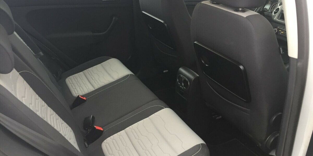 VW Golf Plus Cross ,Klimaaut.,Alu,Temp.,Sitzheiz.,Tüv 185.000 km 5.200 &euro; Himmelkron 95502