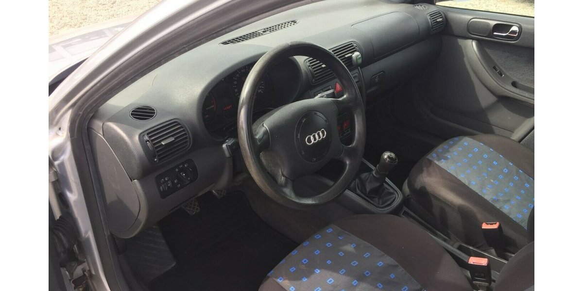 Audi A3 1.6 Ambiente! 332.000 km 650 &euro; Himmelkron 95502