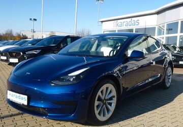 Tesla Model 3 64.018 km 27.300 &euro; Bayreuth 95448