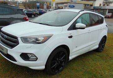 Ford Kuga 66.500 km 18.450 &euro; Pegnitz 91257